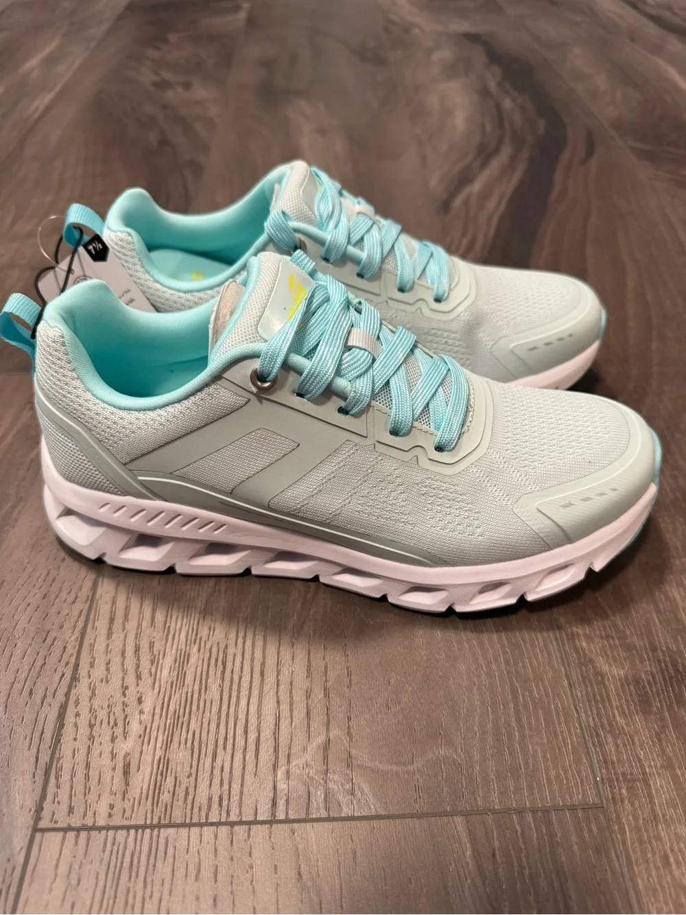 New Avia Women’s AV Light Runner Shoes Aqua Size 7.5